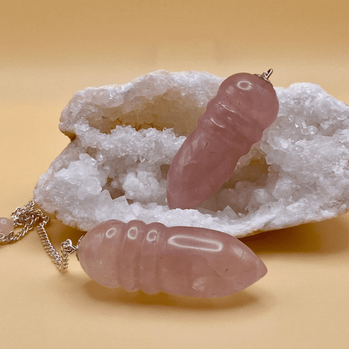 Péndulo egipcio de cuarzo rosa